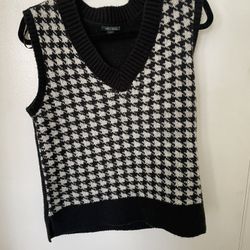 Knitted Vest