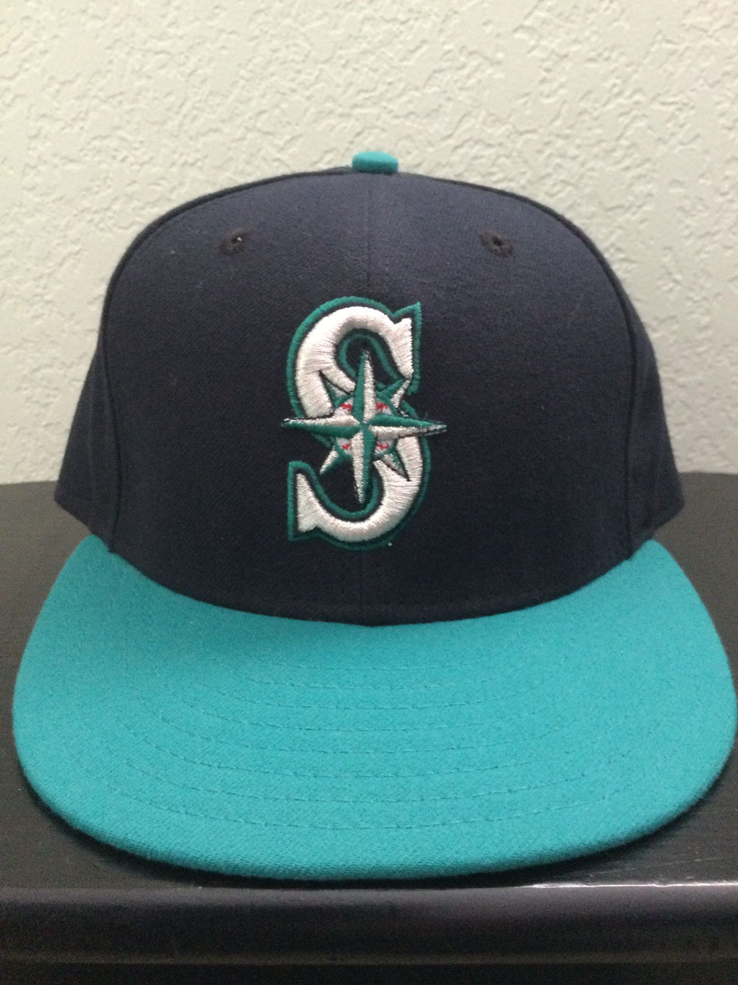Seattle Mariners New Era 59FIFTY Size 7.5 MLB On-Field Made In U.S.A Hat Cap