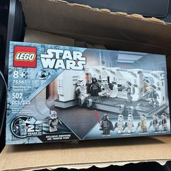 LEGO Star Wars: Boarding the Tantive IV (75387)