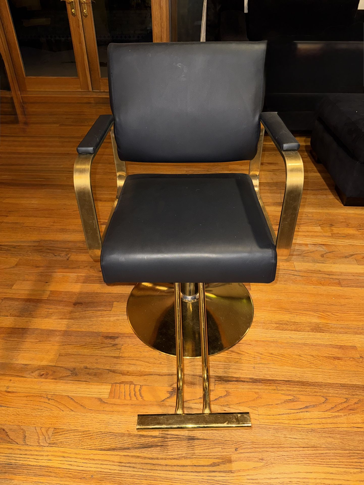 Styling Chair