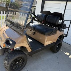 Yamaha 4 Seater Golf Cart