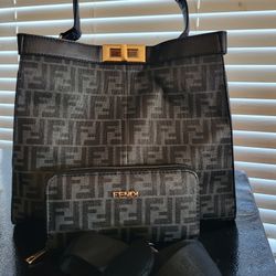 Totes Bags  With Wallet. 