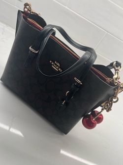 Coach tote bad with charm