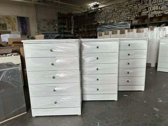 Dresser 5 drawers