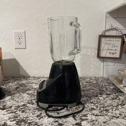 Free Black And Decker Mixer- Part Of Lid Missing