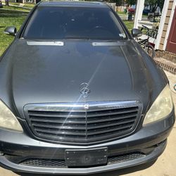 07 Mercedes S550 For Parts 