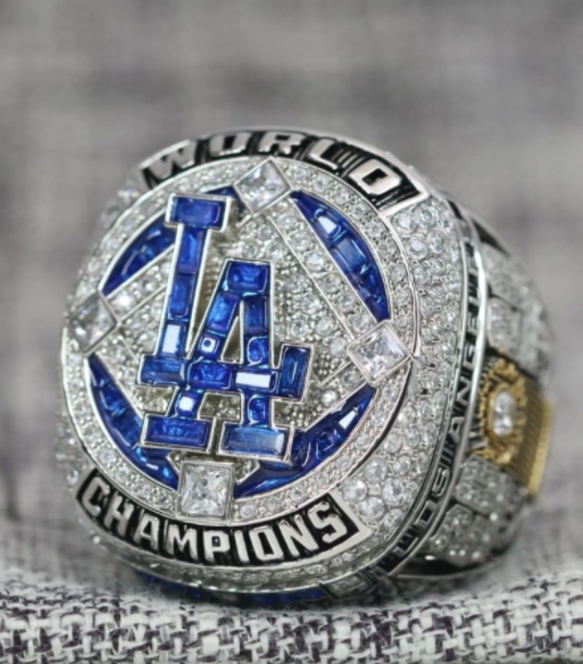 Dodgers World Series Ring ( new In The Box) 