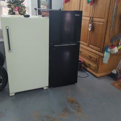 Midsize Refrigerator