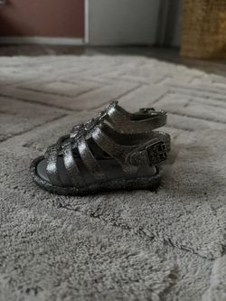 Mini Melissa size 5c