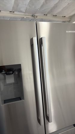 Bosch Stainless Steel Side-by-Side Refrigerator