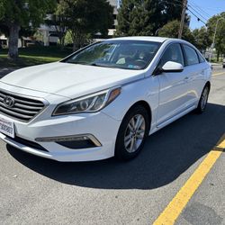 2015 Hyundai Sonata SE 4D Sedan