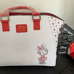 Minnie Mouse Loungefly Purse 