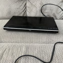 Toshiba Blu-ray Player With Remote 