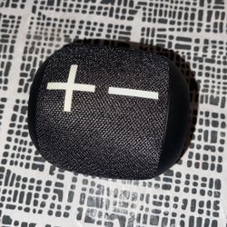 Ultimate Ears Sound boom 2  Bluetooth Speaker