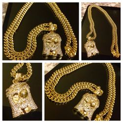 14K Gold Plated Miami Cuban With Swarovski Crystal Jesus Pendant
