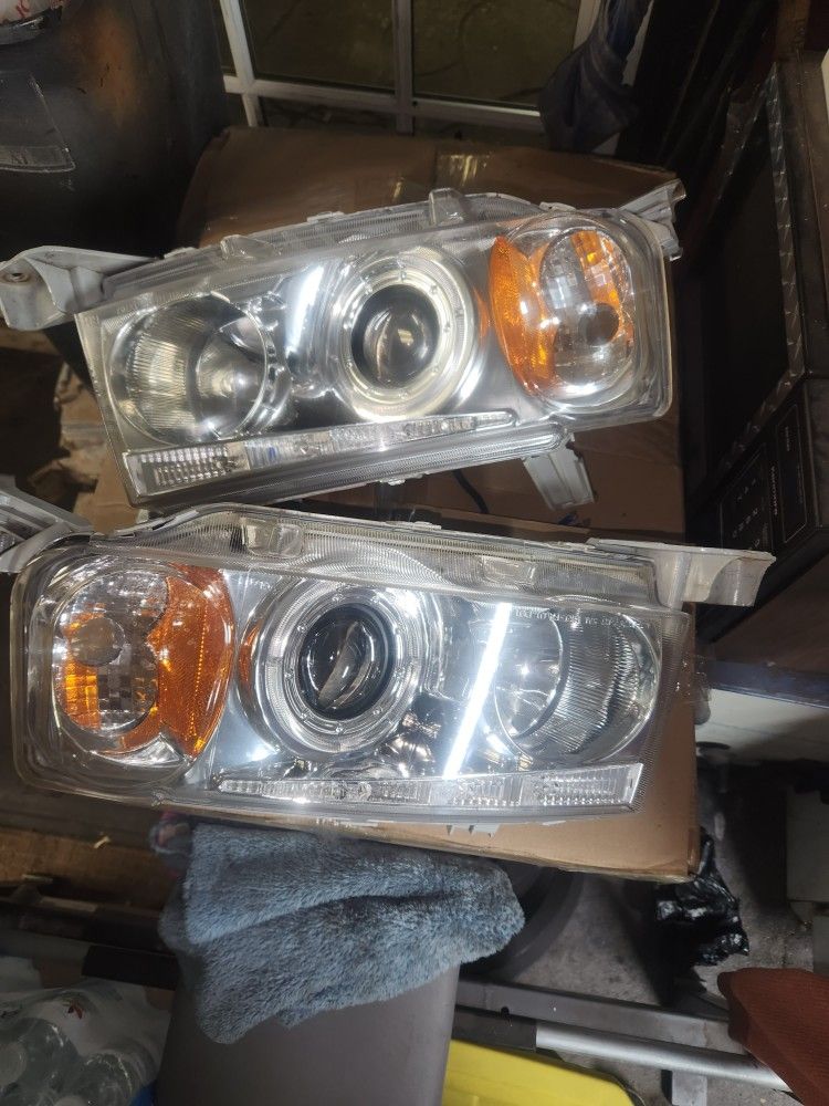 Scion Xb Head Lights