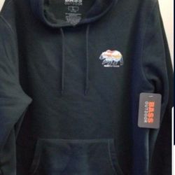 BASS OUT DOOR CLOTHING BRAND MEN'S FLEECE PULLOVER THICK WARM FABRIC SIZE LARGE DARK BLACK BRAND NEW WITH TAGS CHECK OUT THE REST OF MY OFFERS .