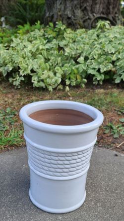Nice Glazed White Terra Cotta Flower Pot
