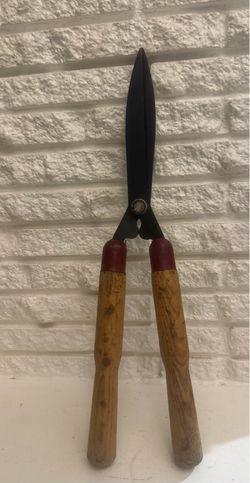 Wooden handle garden hedge shears.