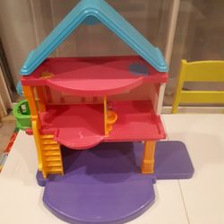 Fisher Price My 1st Doll House 