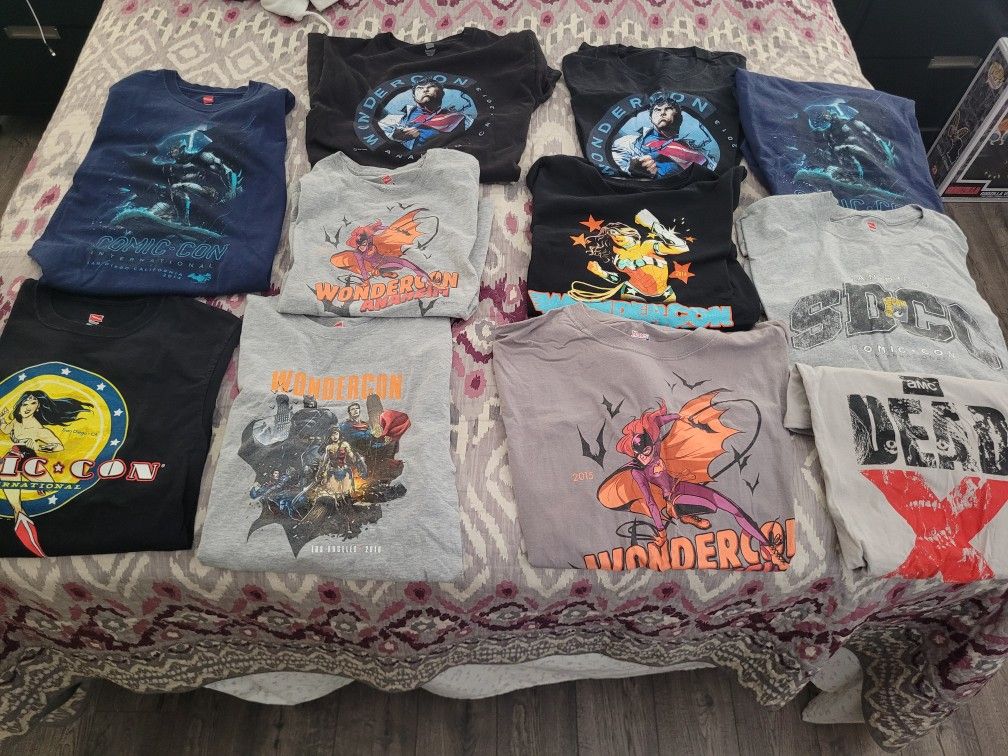 👀Comic Con & WonderCon Tees 👕