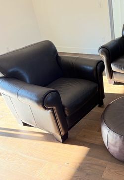 Pair of Genuine Top-Grain Leather Armchairs (Set of 2)