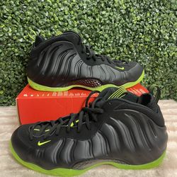 Men's Size 14 - Nike Air Foamposite One Black Volt HF2902-001 NEW