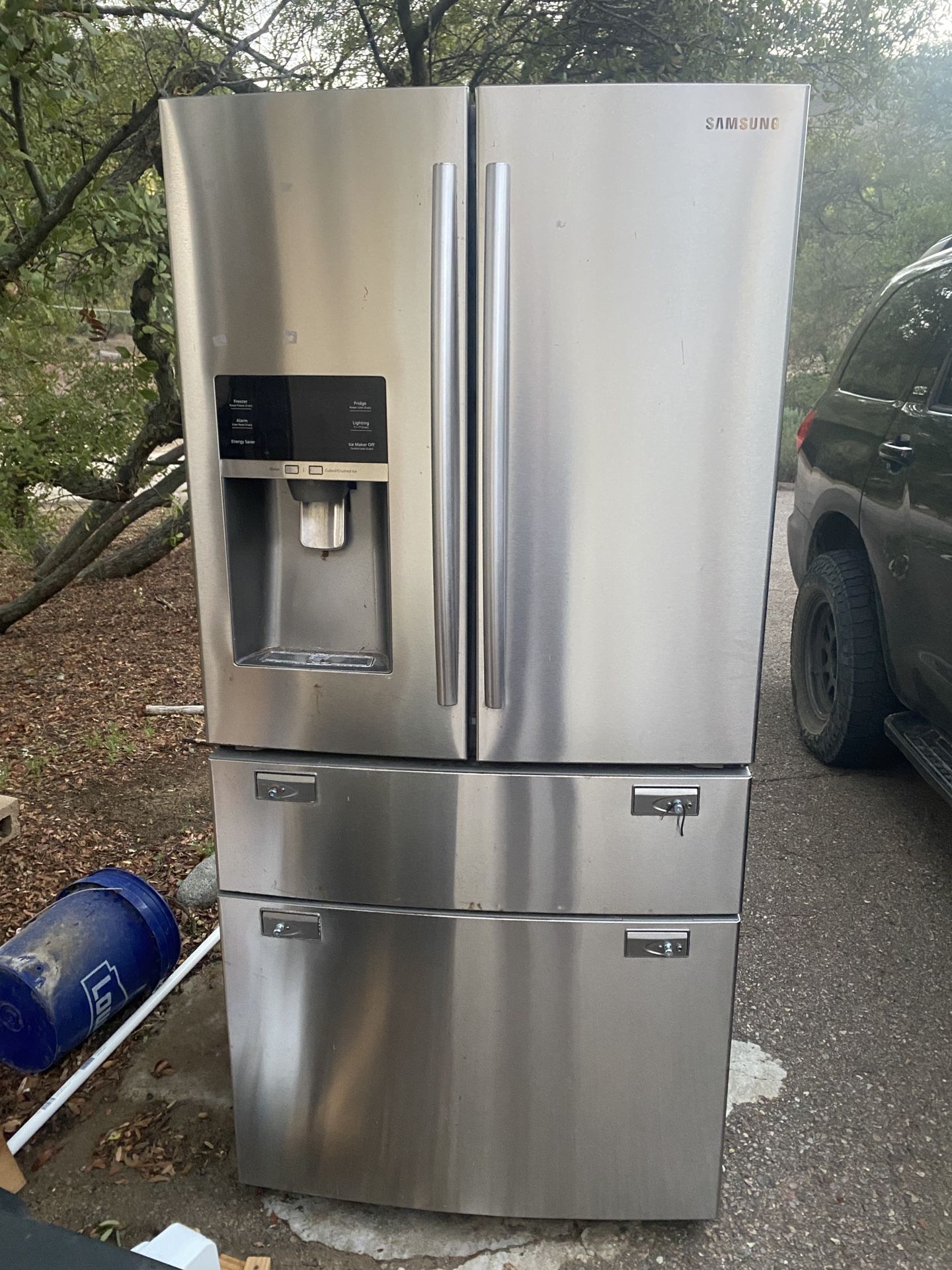 Samsung refrigerator 