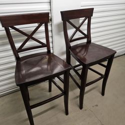 2 Bar Stools