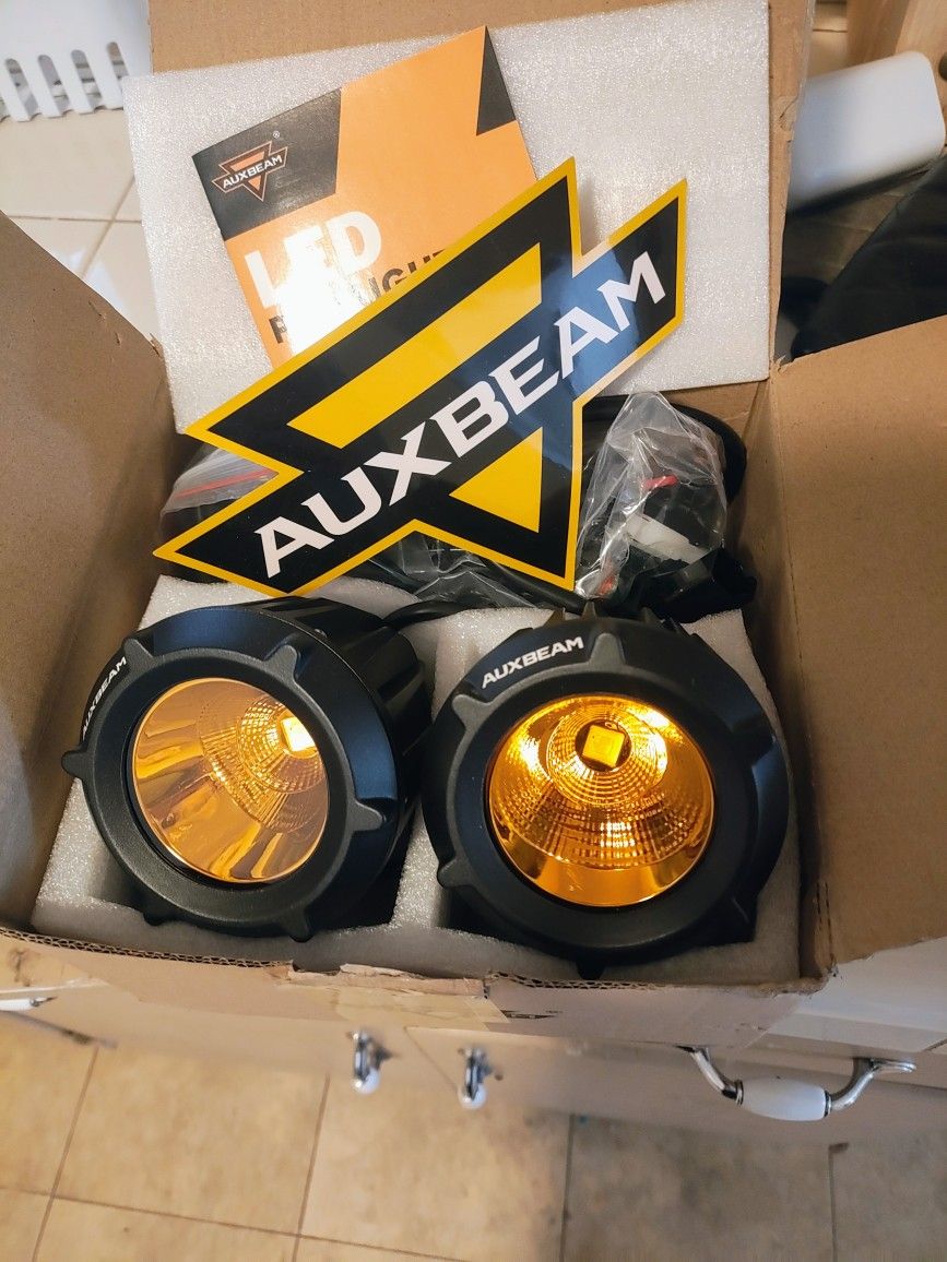 New AUX BEAM Amber Fog Lights