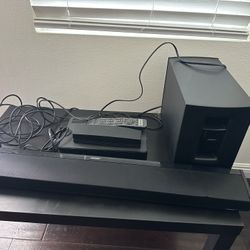 Bose Sound System With Subwoofer And Remote