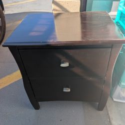 Nightstand 