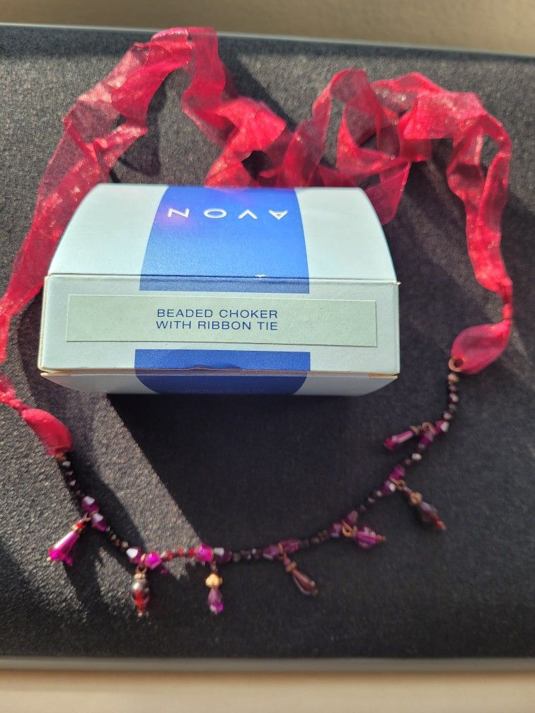 Avon Beaded Neck Jewelry Choker 2 Available 