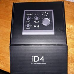 Audient ID4 