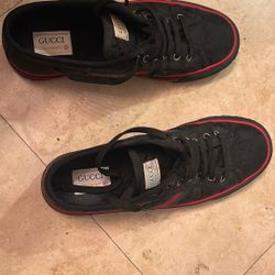 Men’s Gucci Tennis Shoes Size 8.5