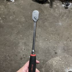 Snap on 3/8 ratchet red handle