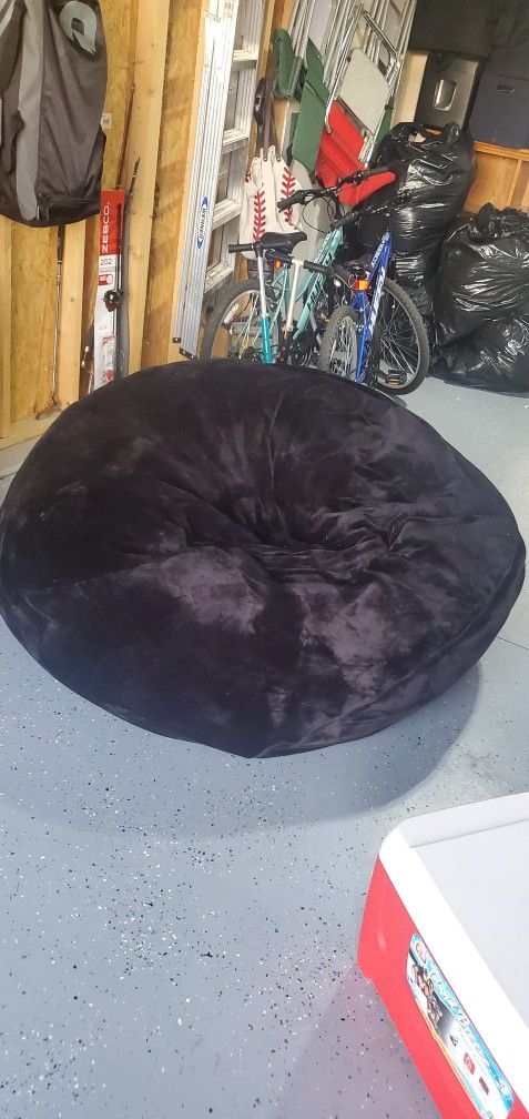 Adult Bean Bag. So Comfy!!!!!!!
