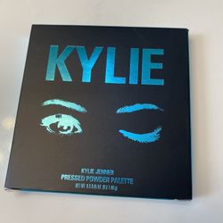 Kylie Shadow