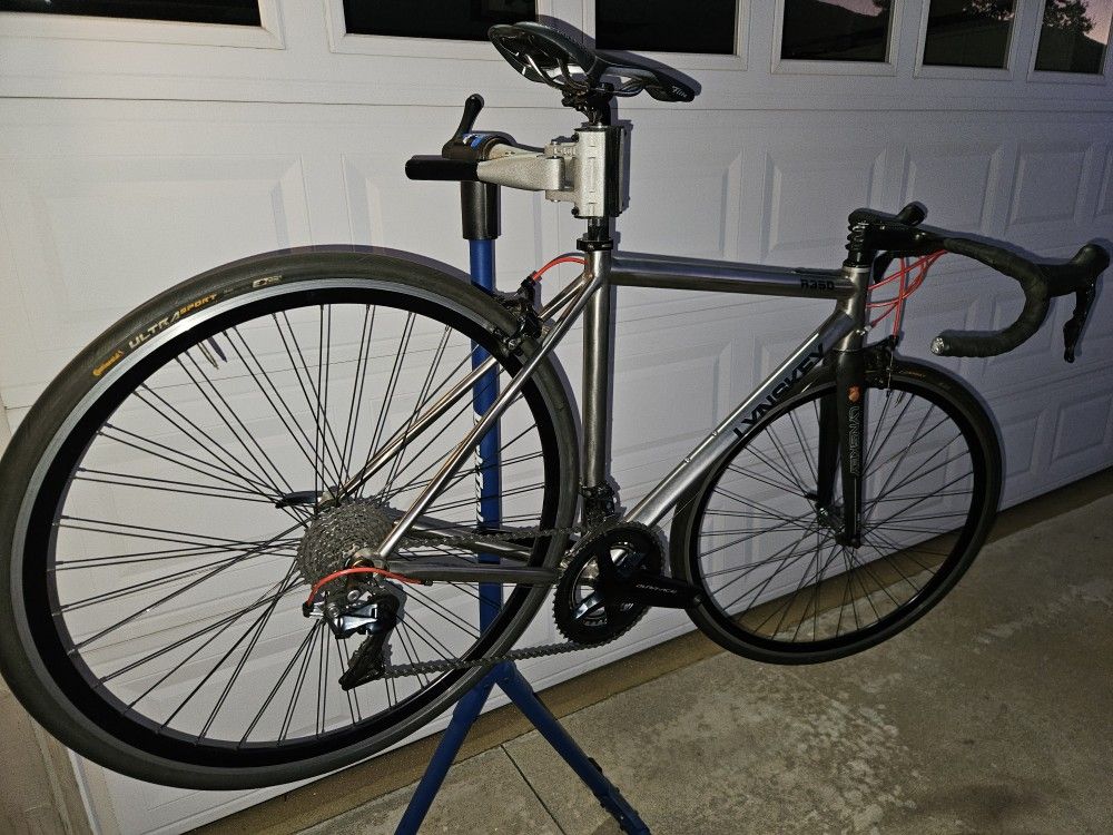 Lynskey R350 Ti Road Bicycle 54cm