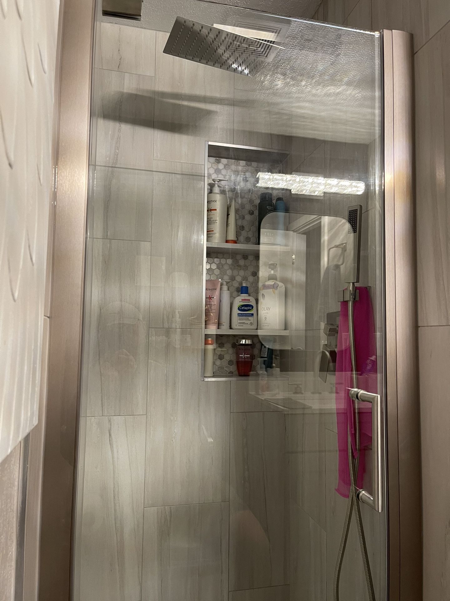 Bathroom /kitchen