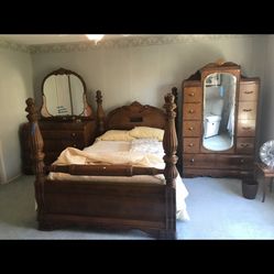 (3) Piece 1920s Art Deco Bedroom Set