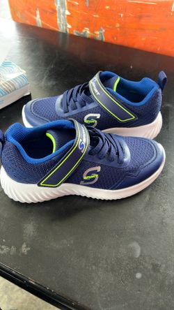 Brand New Out Of Box Skechers Sport Size 1 Kids