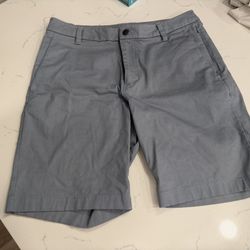Lululemon Commission Classic-Fit Short 9" *Oxford