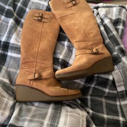 7M Tan Boots
