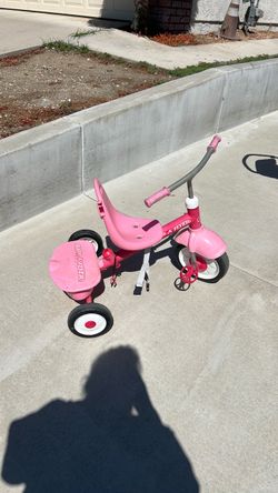 Radio Flyer Pink Kids Tricycle with Push Handle