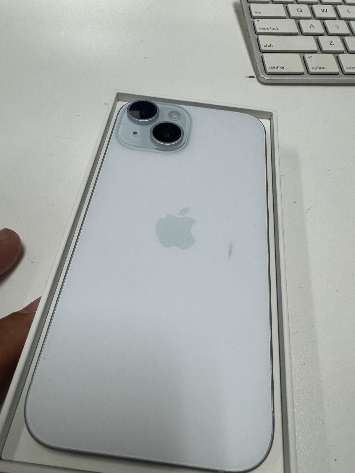 iPhone 15 128 GB blue with box Unlocked for All Carriers