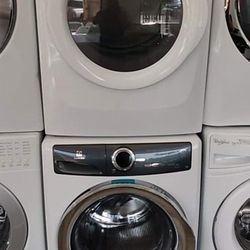 Electrolux Washer And Gas Dryer Set For $720