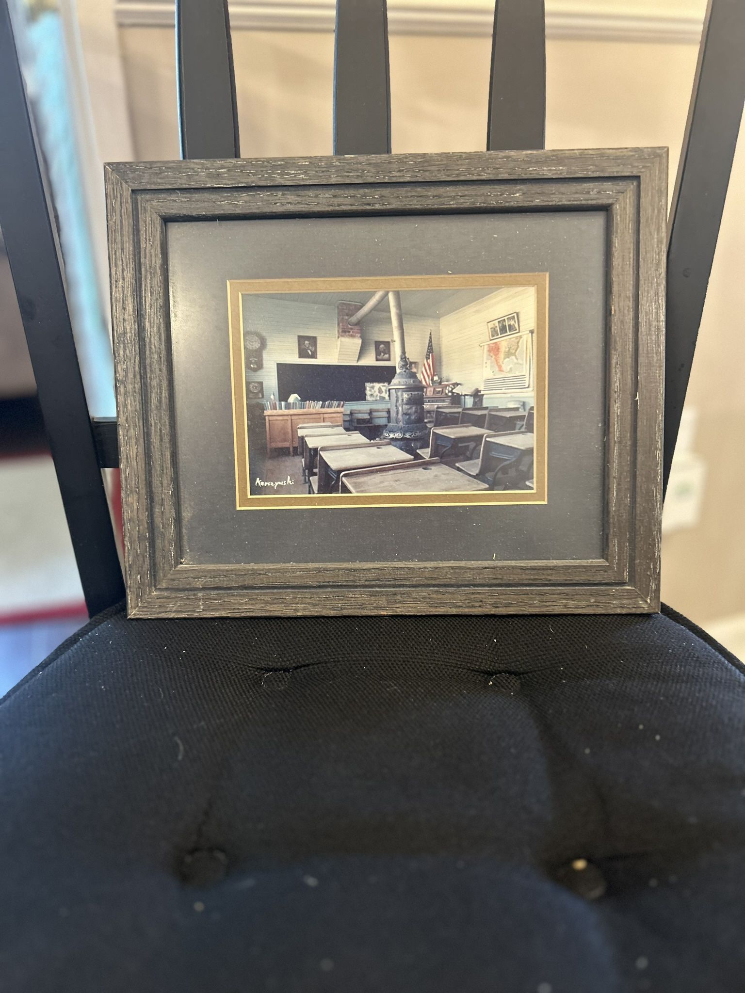 Country Schoolhouse Picture