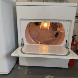 Kenmore Dryer- Works Good