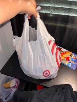 10 pounds of hot wheels
